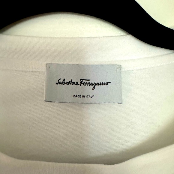Salvatore Ferragamo logo print T-shirt excellent condition - Picture 3 of 5